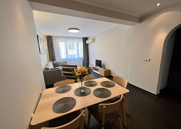 아파트 Excellent Location ! General Gurko 소피아