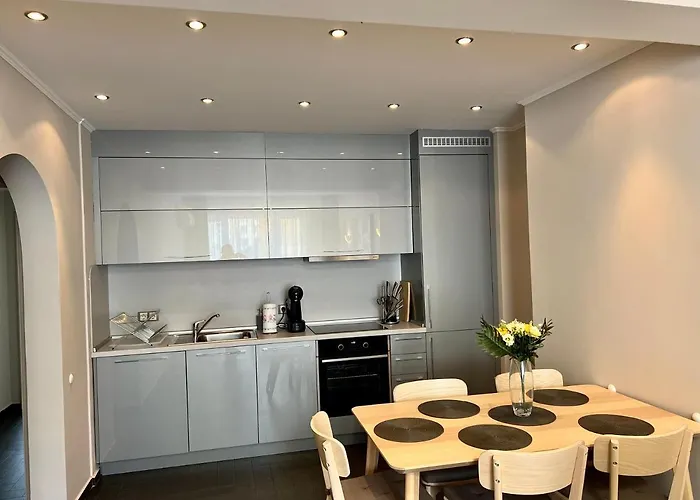 Excellent Location ! General Gurko 소피아